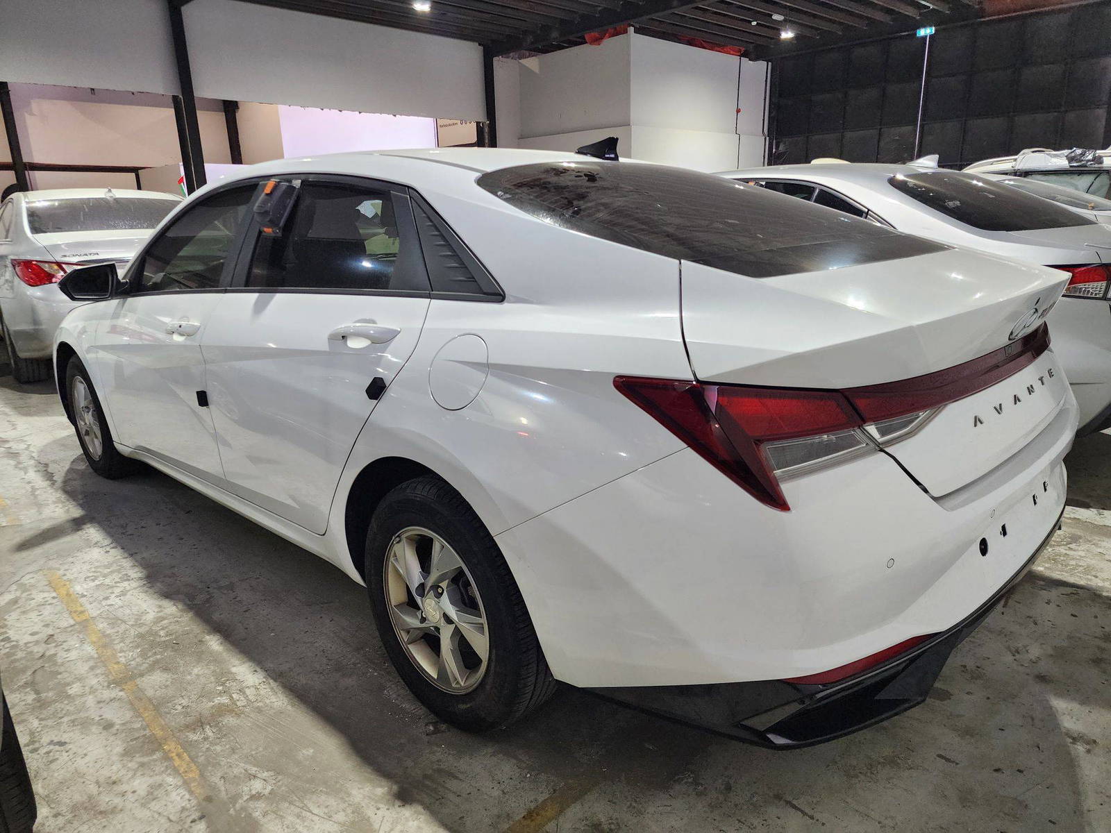 2021 HYUNDAI AVANTE — 152115 KM — Lot 215487 — Souq - Marhaba Auctions Used Cars - Image 6