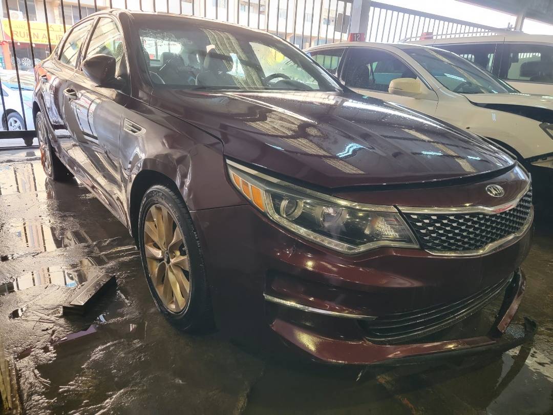 2018 KIA OPTIMA — 249294 Miles — Lot 36JG195649 — Main - Marhaba Auctions Used Cars - Image 4