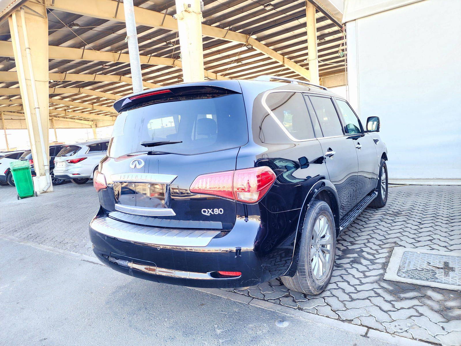 2016 INFINITI QX80 — 169624 Miles — Lot 80313464 — Souq - Marhaba Auctions Used Cars - Image 3