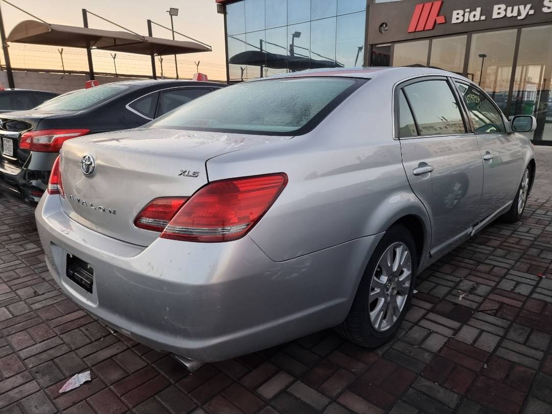2008 TOYOTA AVALON — 233230 Miles — Lot 125487 — Ind. 12 - Marhaba Auctions Used Cars - Image 4