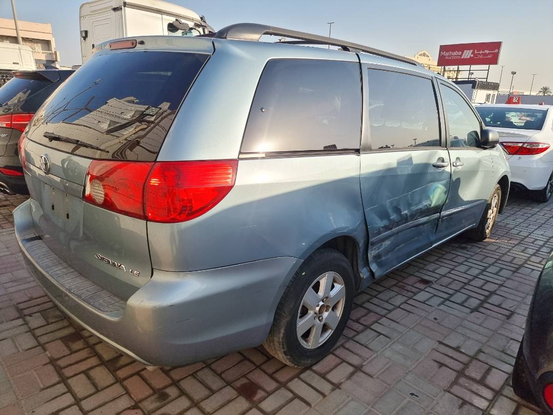 2009 TOYOTA SIENNA — 170797 Miles — Lot 215478 — Ind. 12 - Marhaba Auctions Used Cars - Image 5