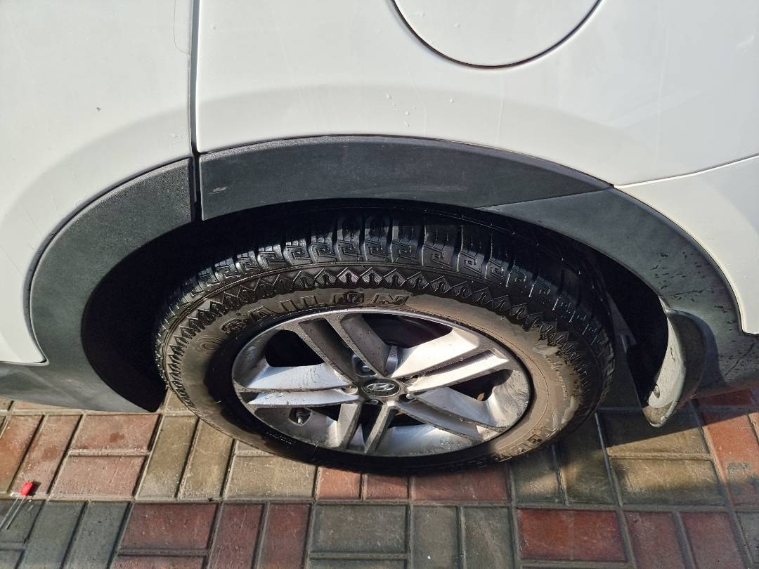 HYUNDAI SANTA FE SPORT 2018 - Marhaba Auction Used Cars - Image 9