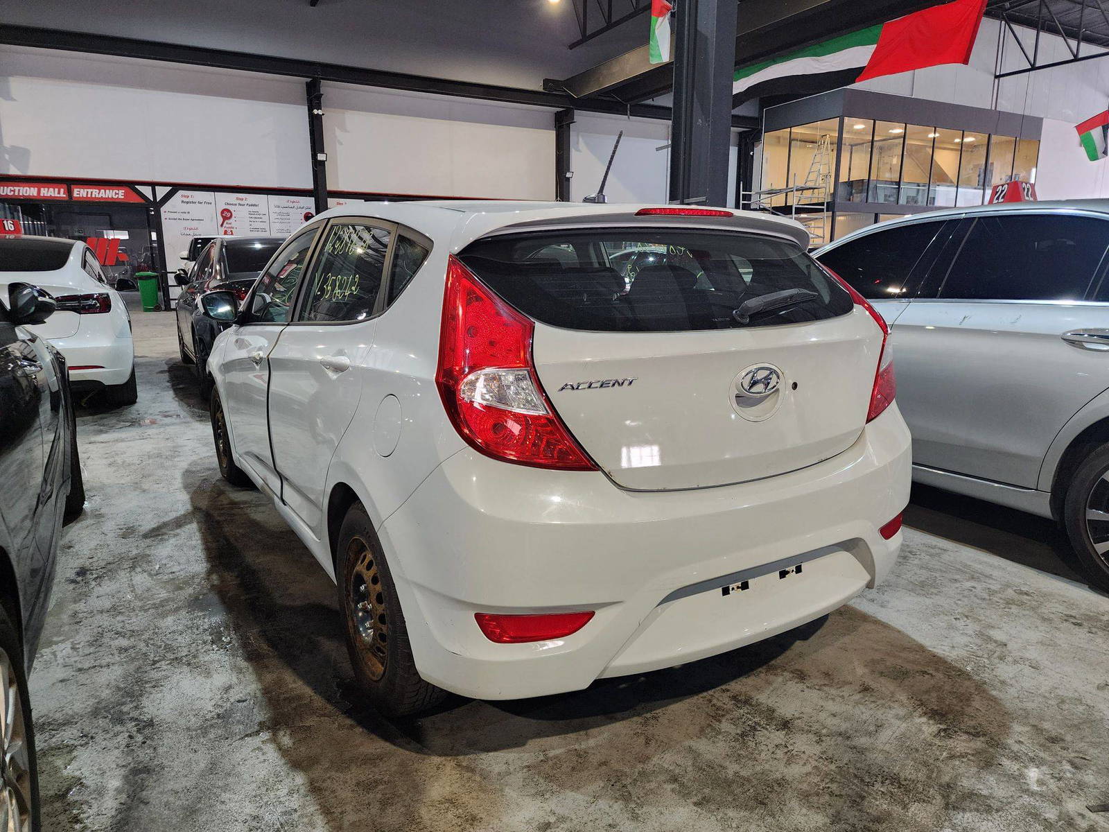 2017 HYUNDAI ACCENT — 175604 KM — Lot 12281828 — Main - Marhaba Auctions Used Cars - Image 6