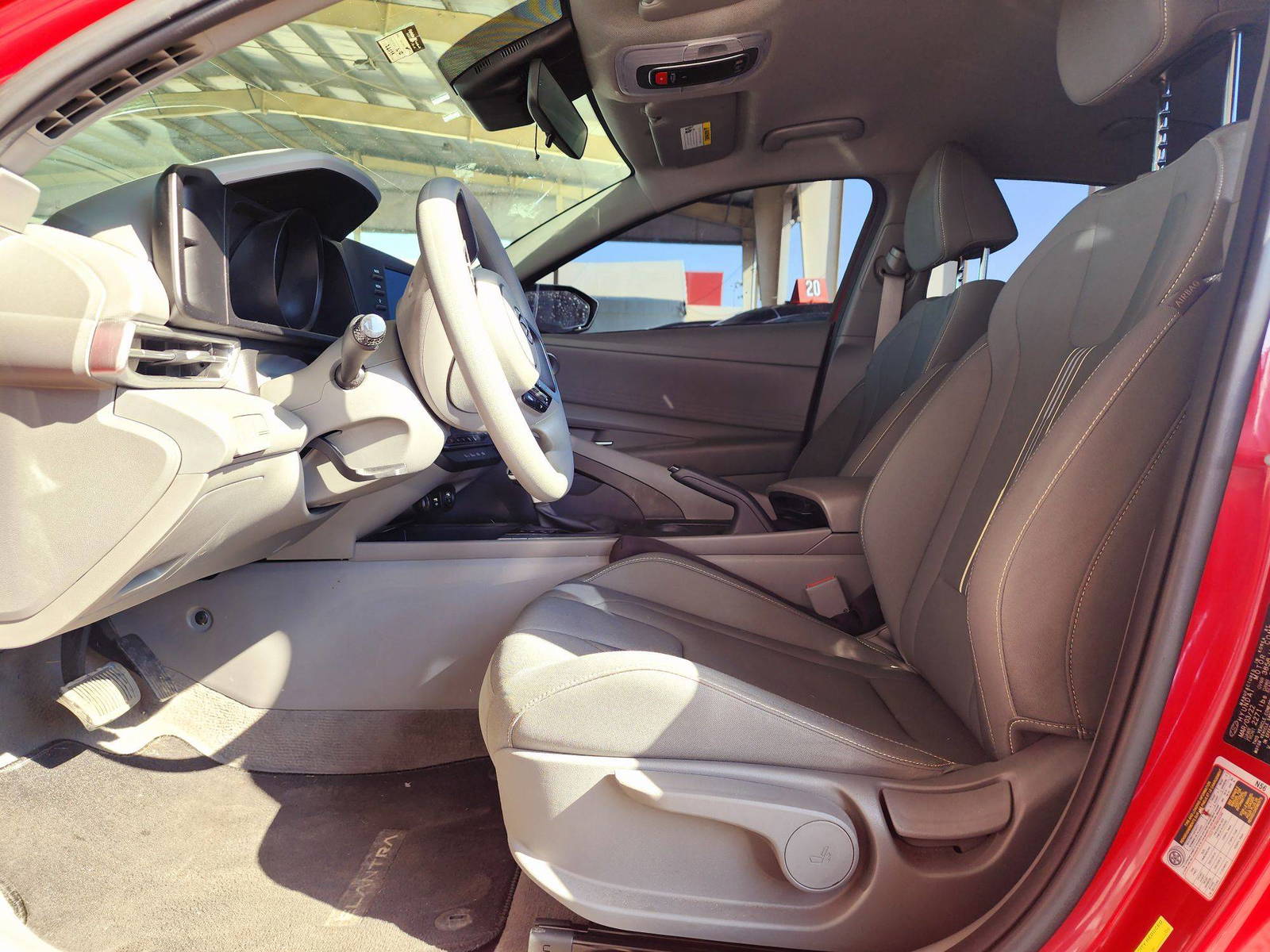 2022 HYUNDAI ELANTRA — 22099 Miles — Lot 51484104 — Souq - Marhaba Auctions Used Cars - Image 8
