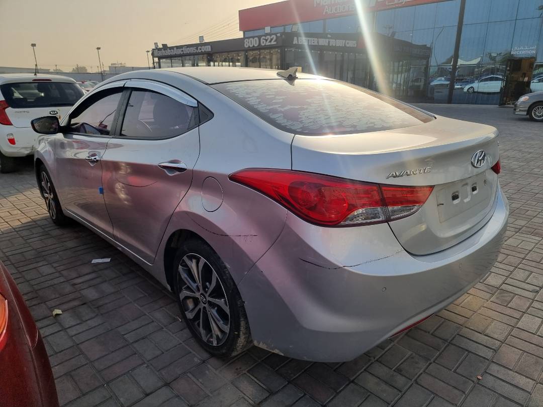 2013 HYUNDAI AVANTE — 183934 KM — Lot 125487 — Ind. 12 - Marhaba Auctions Used Cars - Image 5