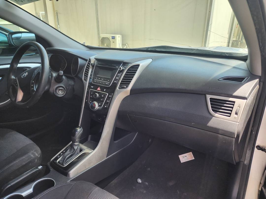 2014 HYUNDAI ELANTRA — 136651 Miles — Lot 75545343 - Marhaba Auctions Used Cars - Image 8