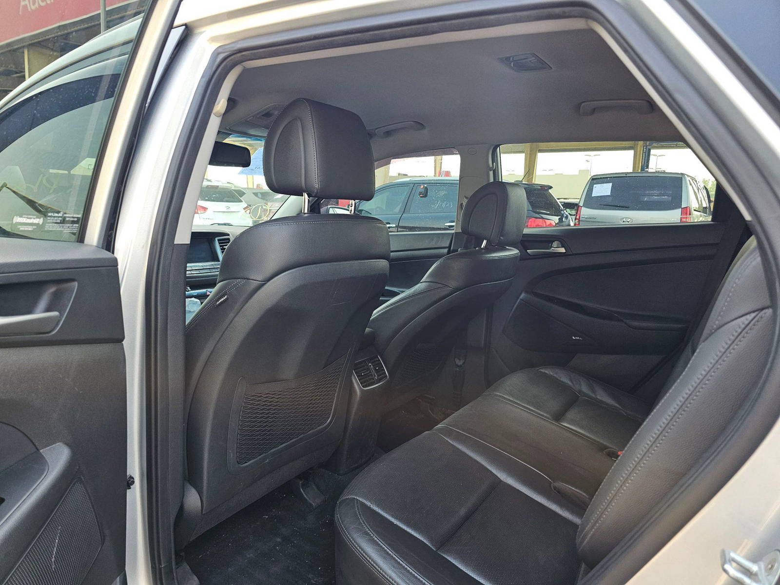 2018 HYUNDAI TUCSON — 201047 Miles — Lot A45JU822832 — Souq - Marhaba Auctions Used Cars - Image 6