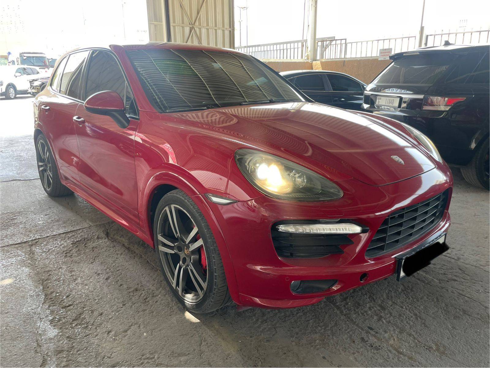 2014 PORSCHE Cayenne — 205597 KM — Lot ELA72745 — Main - Marhaba Auctions Used Cars - Image 3