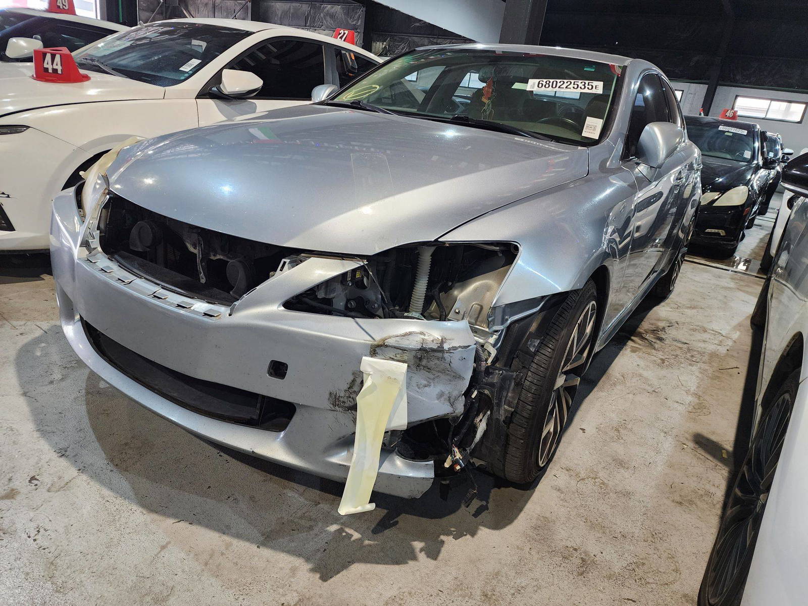 2010 LEXUS IS 250 — 246715 Miles — Lot 68022535 — Al Quoz - Marhaba Auctions Used Cars - Image 4