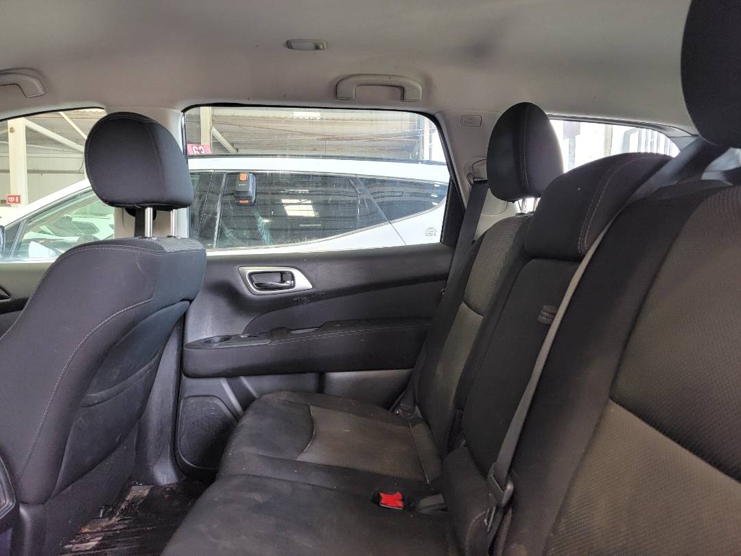 2017 NISSAN PATHFINDER — 130394 Miles — Lot 58952754 — Main - Marhaba Auctions Used Cars - Image 8
