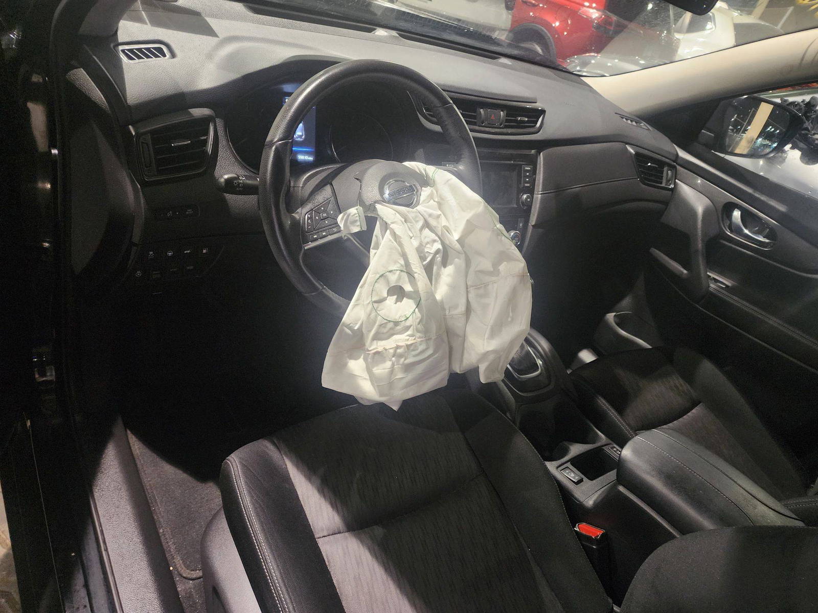 2019 NISSAN ROGUE — 59810 Miles — Lot 37626145 - Marhaba Auctions Used Cars - Image 4