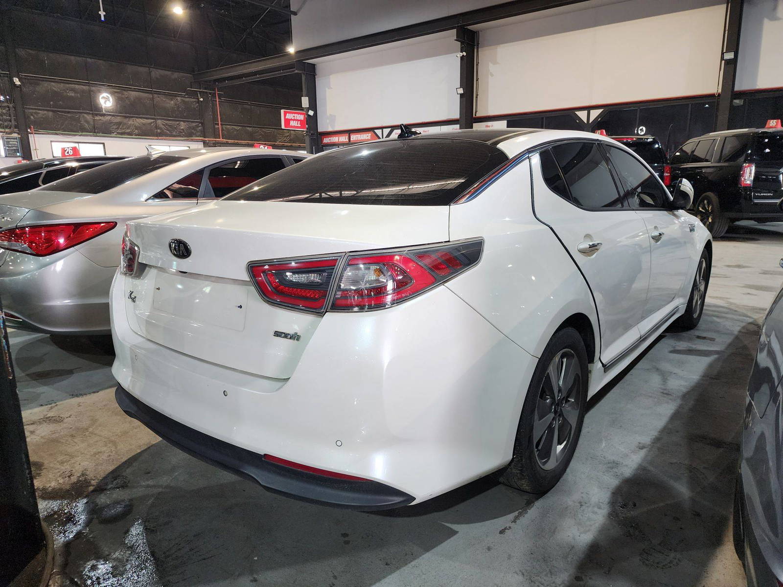 2015 KIA K5 — 190854 KM — Lot 078826 — Al Quoz - Marhaba Auctions Used Cars - Image 4