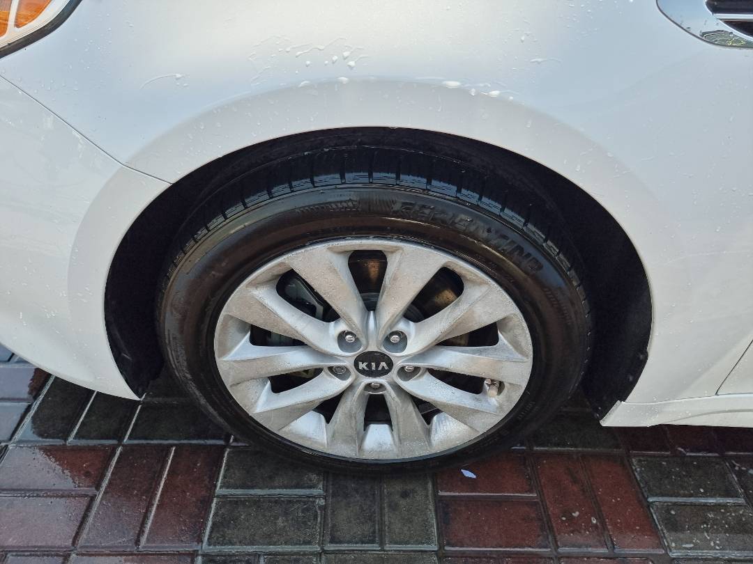 2018 KIA OPTIMA — 187398 Miles — Lot 215487 — Main - Marhaba Auctions Used Cars - Image 11