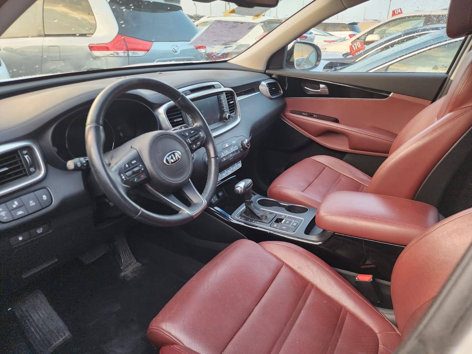 KIA SORENTO 2017 - Marhaba Auction Used Cars - Image 9