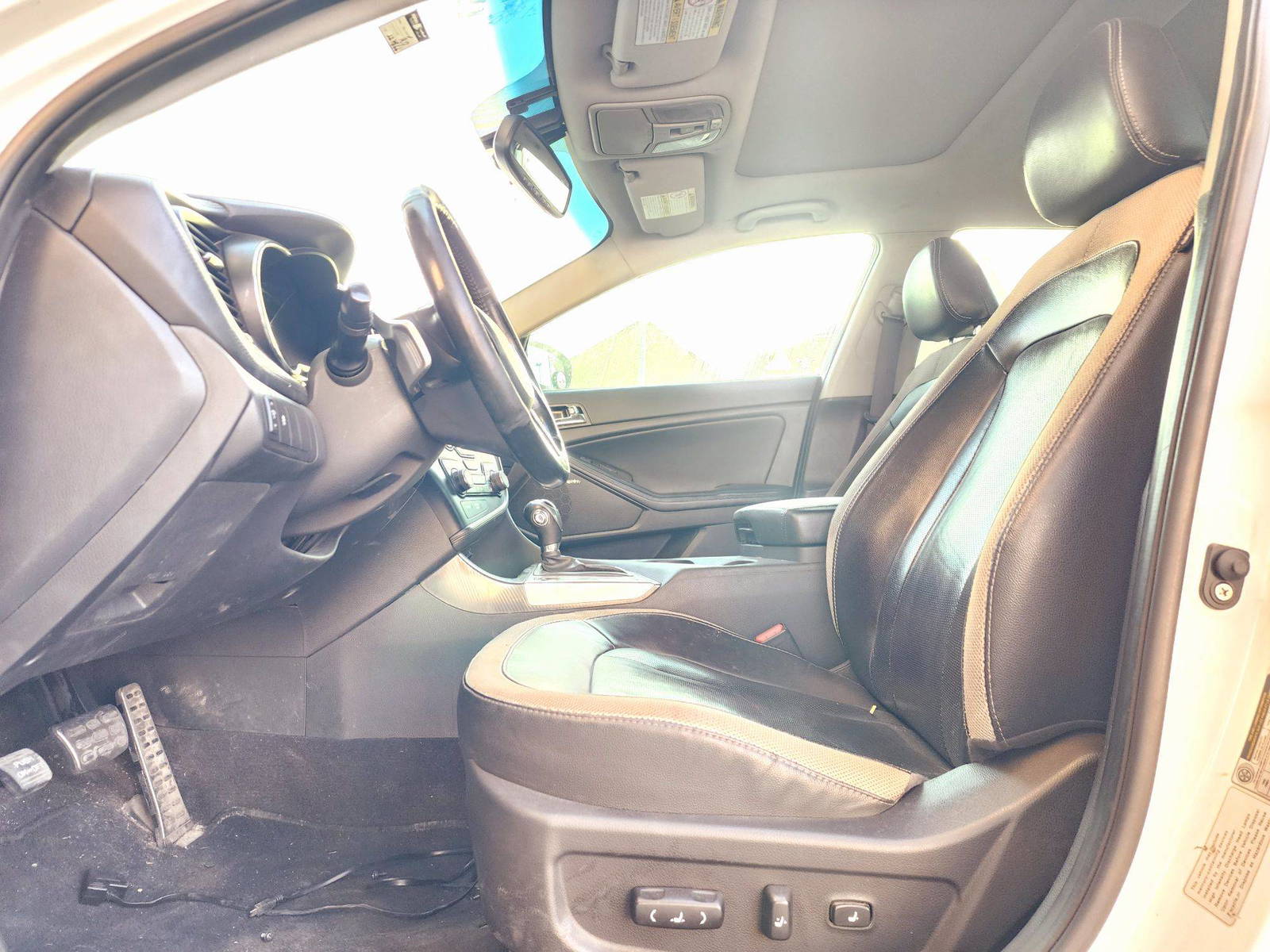 2011 KIA OPTIMA — 227866 KM — Lot B5098864 — Souq - Marhaba Auctions Used Cars - Image 9