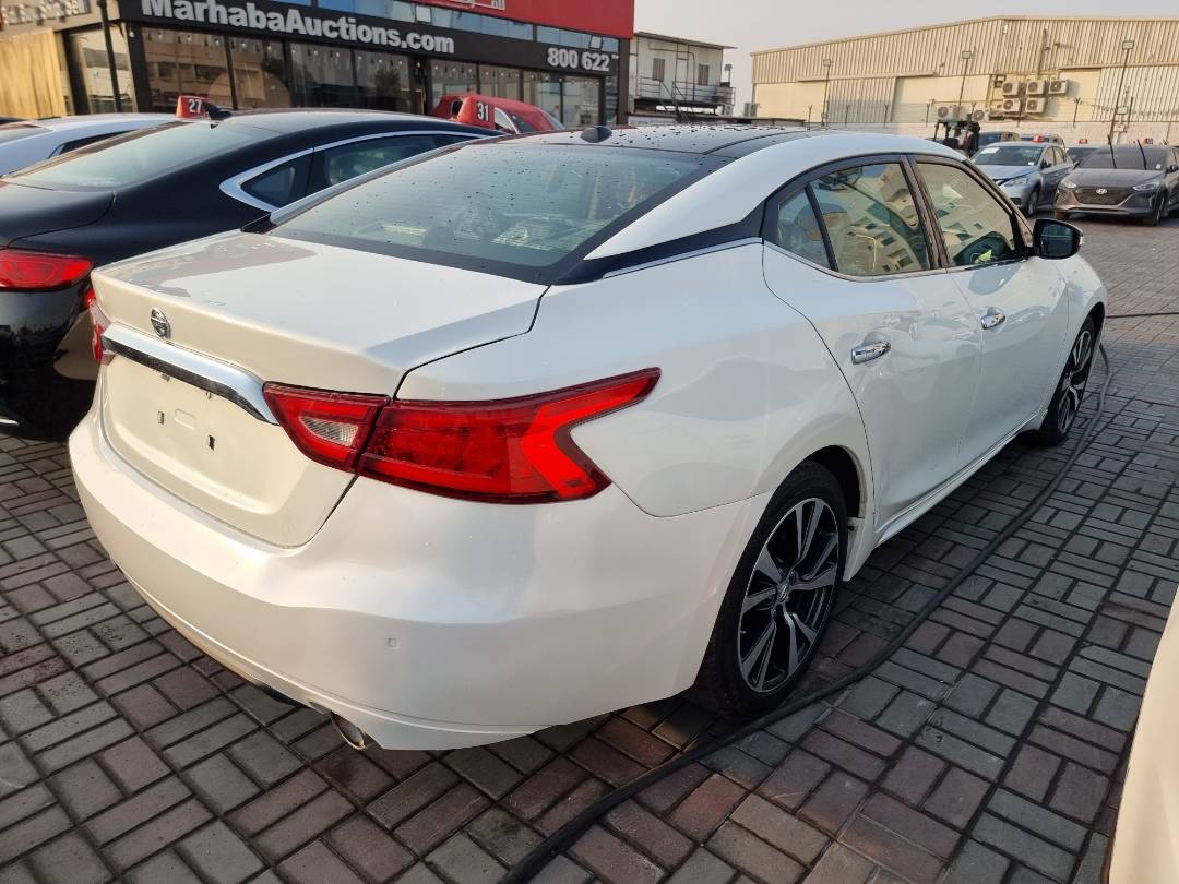 2017 NISSAN MAXIMA — 173251 Miles — Lot 427092 — Ind. 12 - Marhaba Auctions Used Cars - Image 4