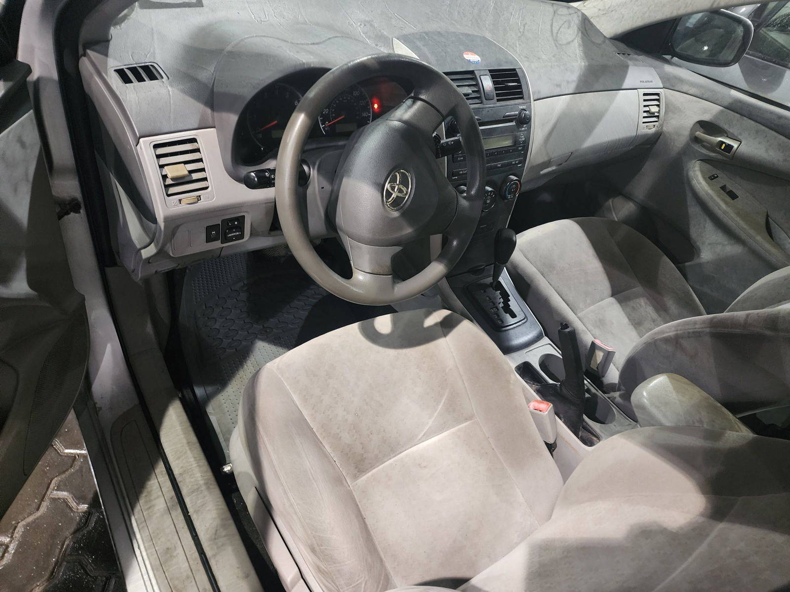 2009 TOYOTA COROLLA — 254144 Miles — Lot 74766233 - Marhaba Auctions Used Cars - Image 8