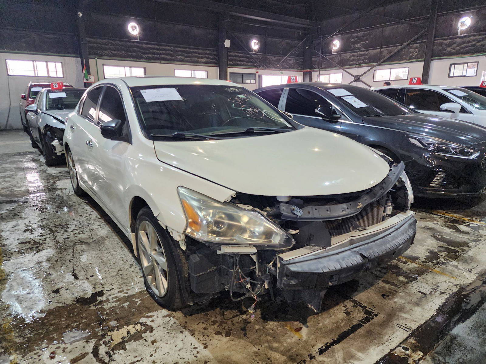 2013 NISSAN ALTIMA — 160626 Miles — Lot 587086 — Al Quoz - Marhaba Auctions Used Cars - Image 5