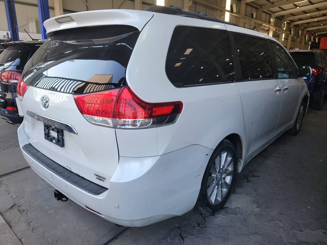 2011 TOYOTA SIENNA — 190274 Miles — Lot 74677713 - Marhaba Auctions Used Cars - Image 3