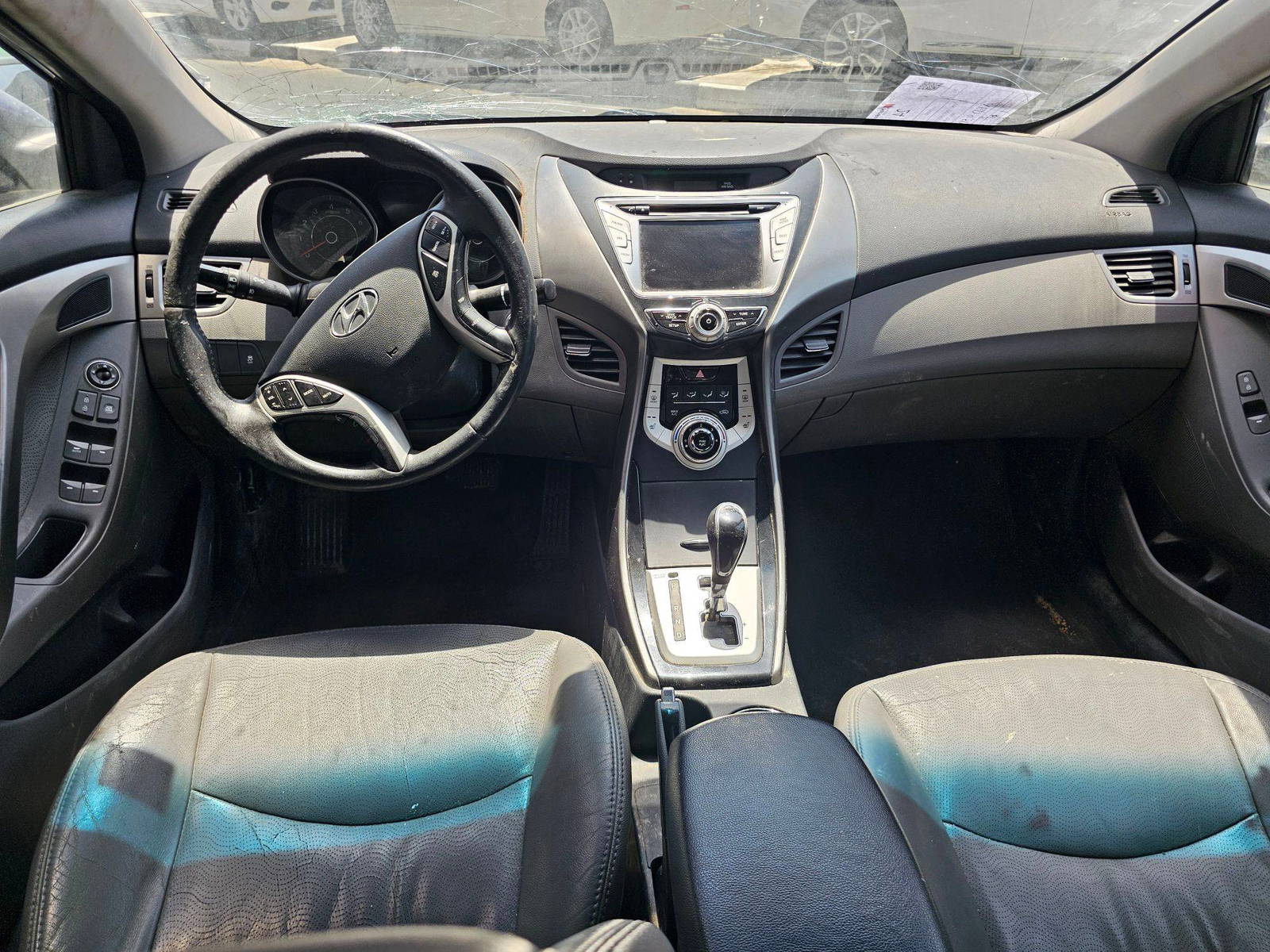 2012 HYUNDAI ELANTRA — Lot 8CH094146 — Souq - Marhaba Auctions Used Cars - Image 7