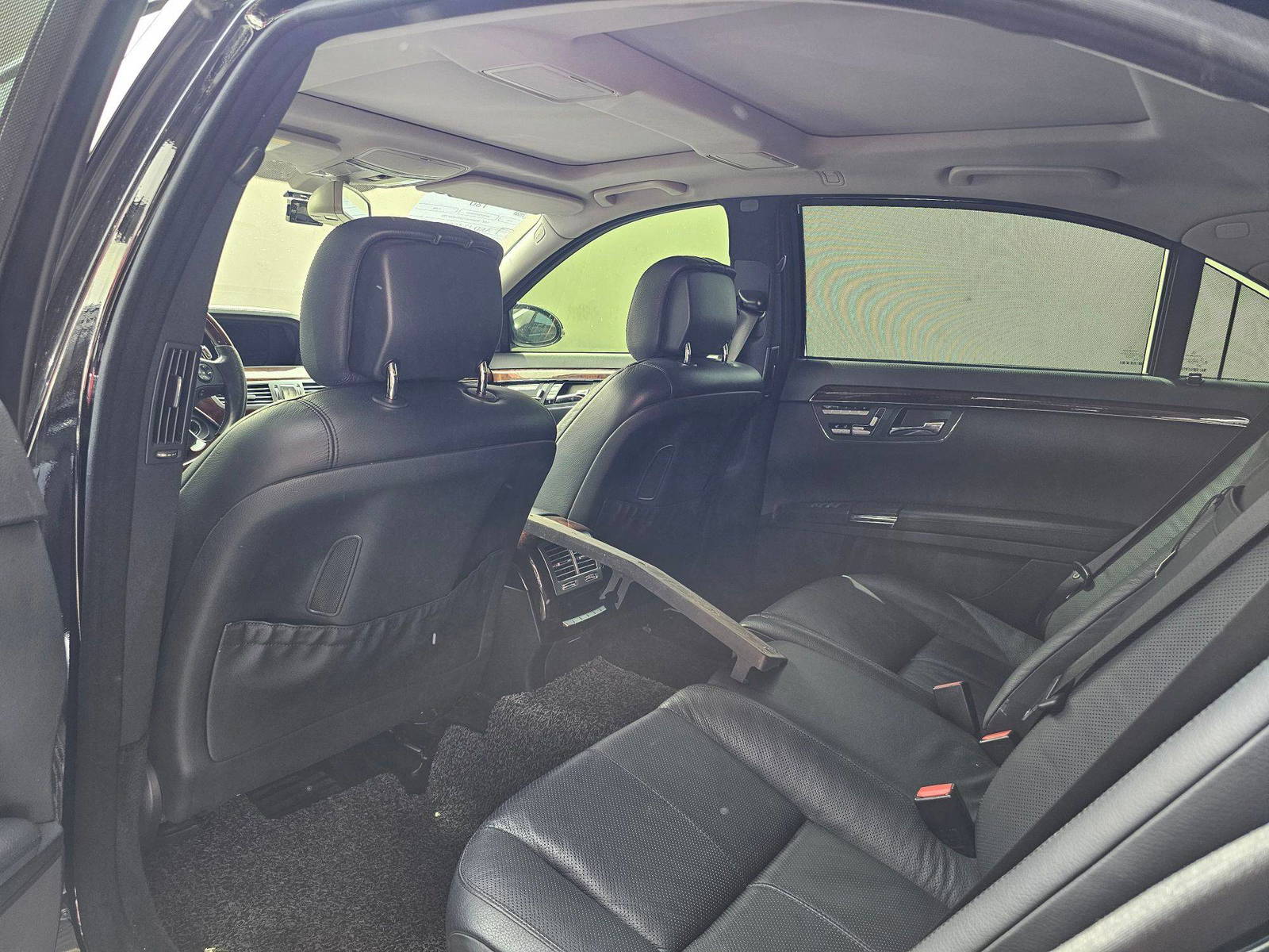 2006 MERCEDES BENZ S 500 — 327074 KM — Lot 007770 — Souq - Marhaba Auctions Used Cars - Image 6
