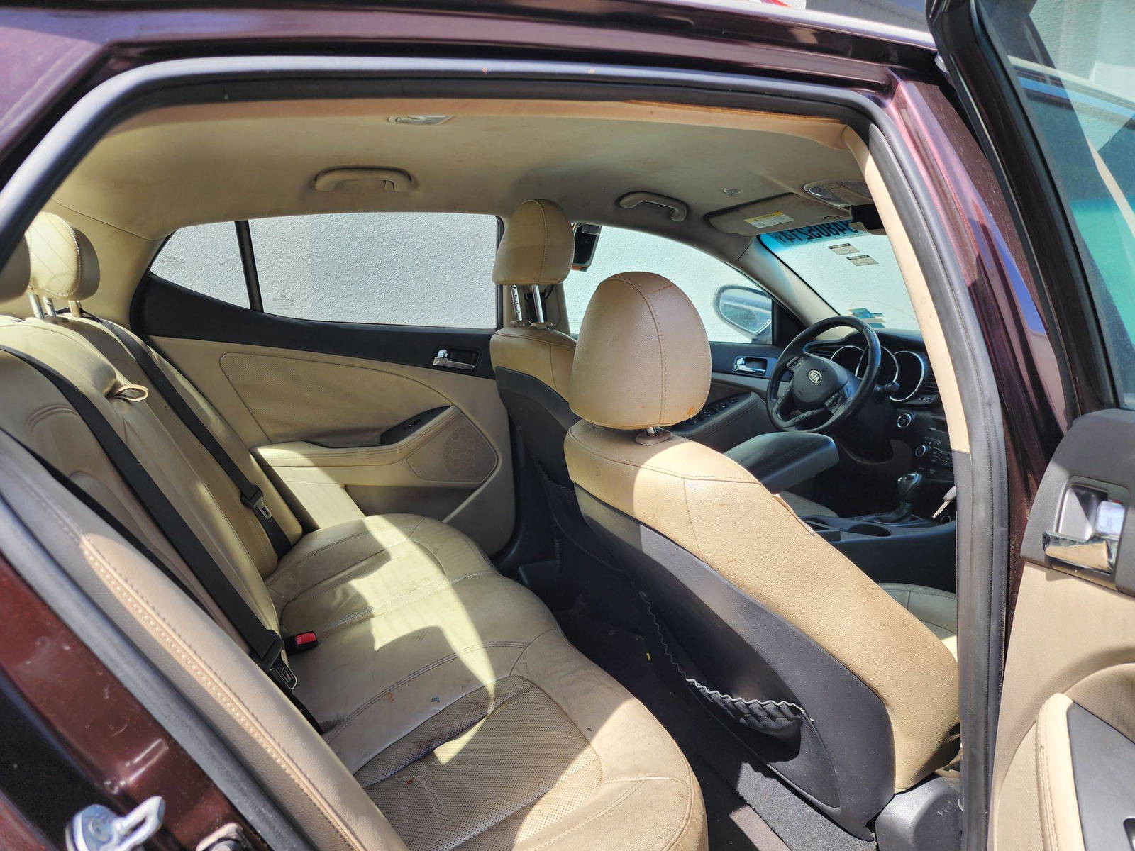 2011 KIA OPTIMA — 177804 Miles — Lot 84805214 — Al Quoz - Marhaba Auctions Used Cars - Image 7