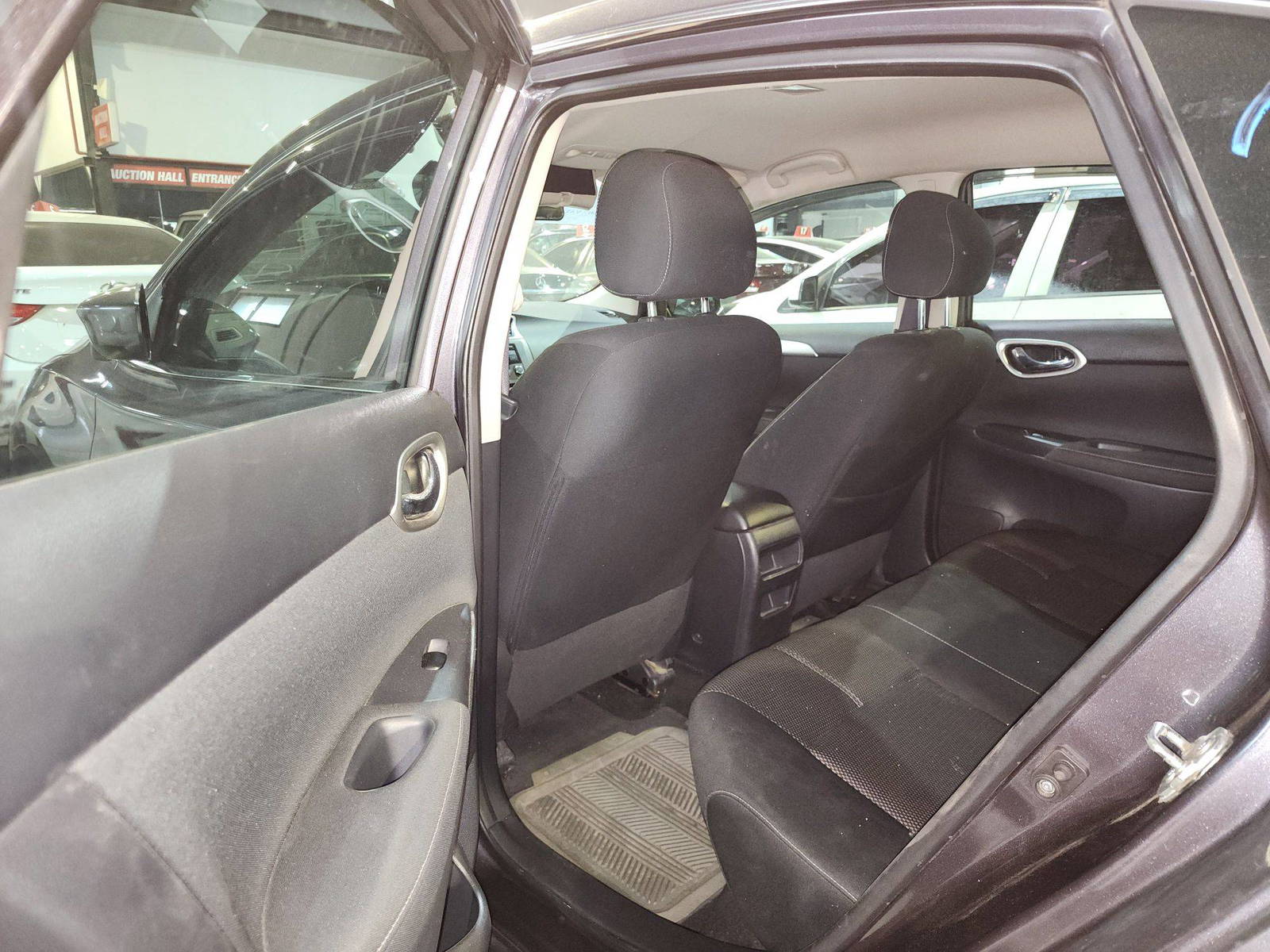 2015 NISSAN SENTRA — 192662 KM — Lot 650427 — Al Quoz - Marhaba Auctions Used Cars - Image 7