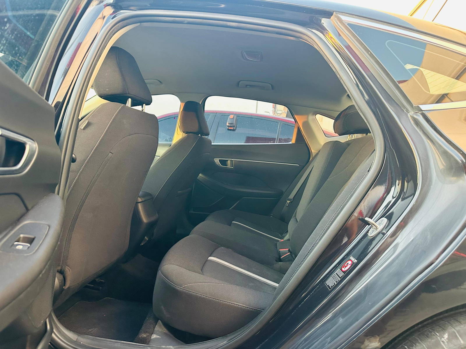 2023 HYUNDAI SONATA — 58712 KM — Lot PA302777 — Souq - Marhaba Auctions Used Cars - Image 8