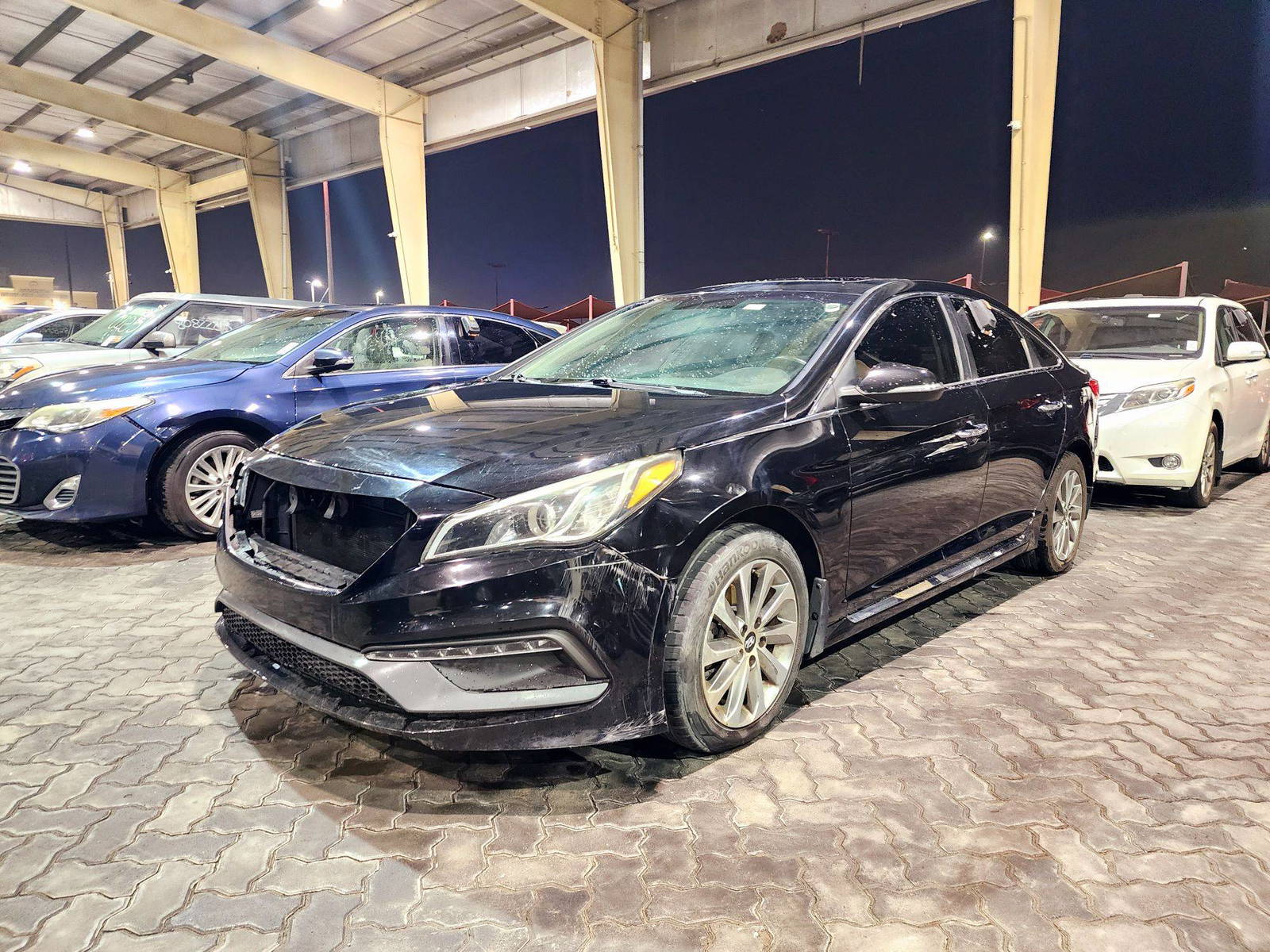 2016 HYUNDAI SONATA — 102213 Miles — Lot AF3GH408531 — Souq - Marhaba Auctions Used Cars - Image 4