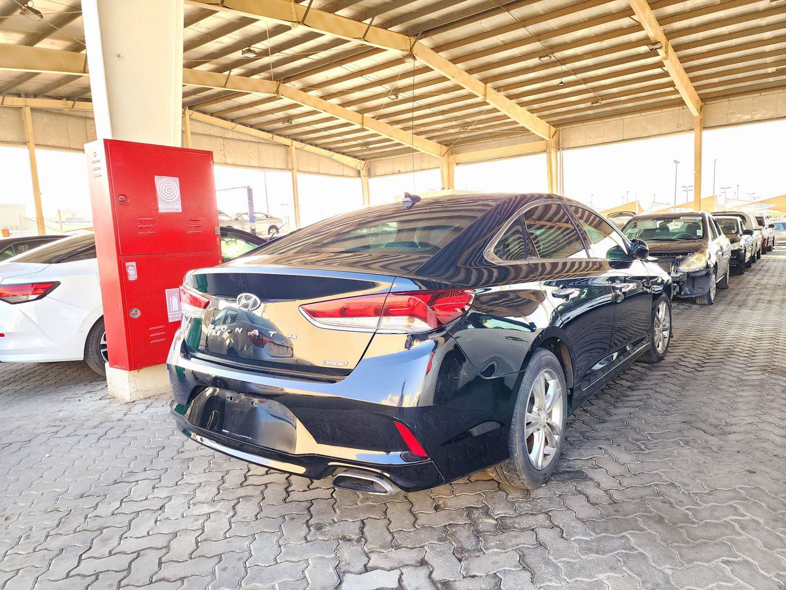 2018 HYUNDAI SONATA — 93711 Miles — Lot 39482145 — Souq - Marhaba Auctions Used Cars - Image 3