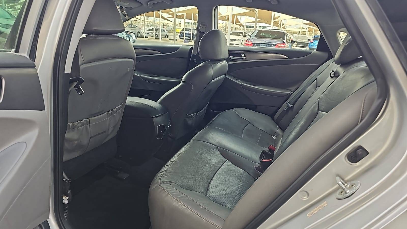 2013 HYUNDAI SONATA — 215040 Miles — Lot A41DA072262 — Souq - Marhaba Auctions Used Cars - Image 10