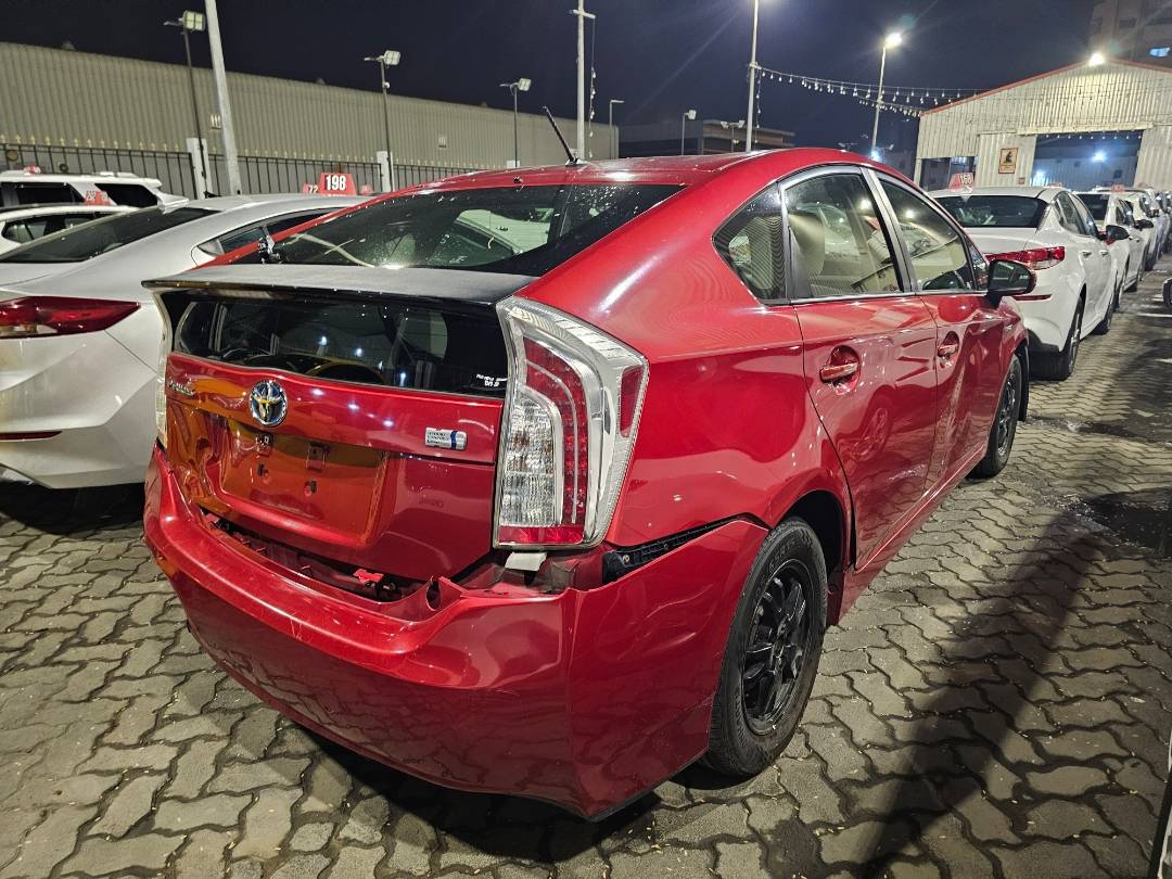 2013 TOYOTA PRIUS — 302481 Miles — Lot D0340021 — Main - Marhaba Auctions Used Cars - Image 3