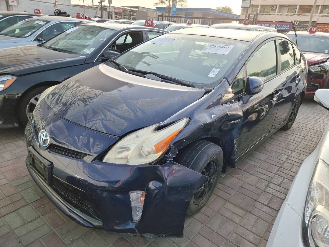 2013 TOYOTA PRIUS — 149046 Miles — Lot 42026403 — Ind. 12 - Marhaba Auctions Used Cars - Image 4