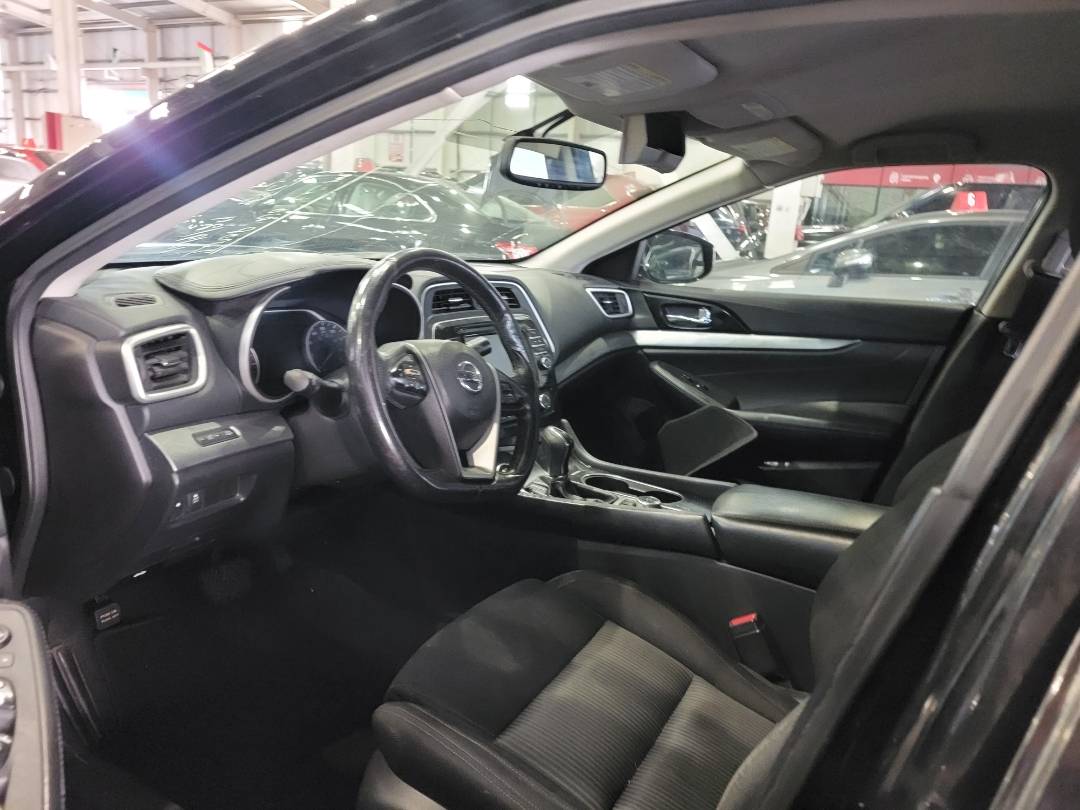 2016 NISSAN MAXIMA — 170958 Miles — Lot C385107 — Main - Marhaba Auctions Used Cars - Image 6