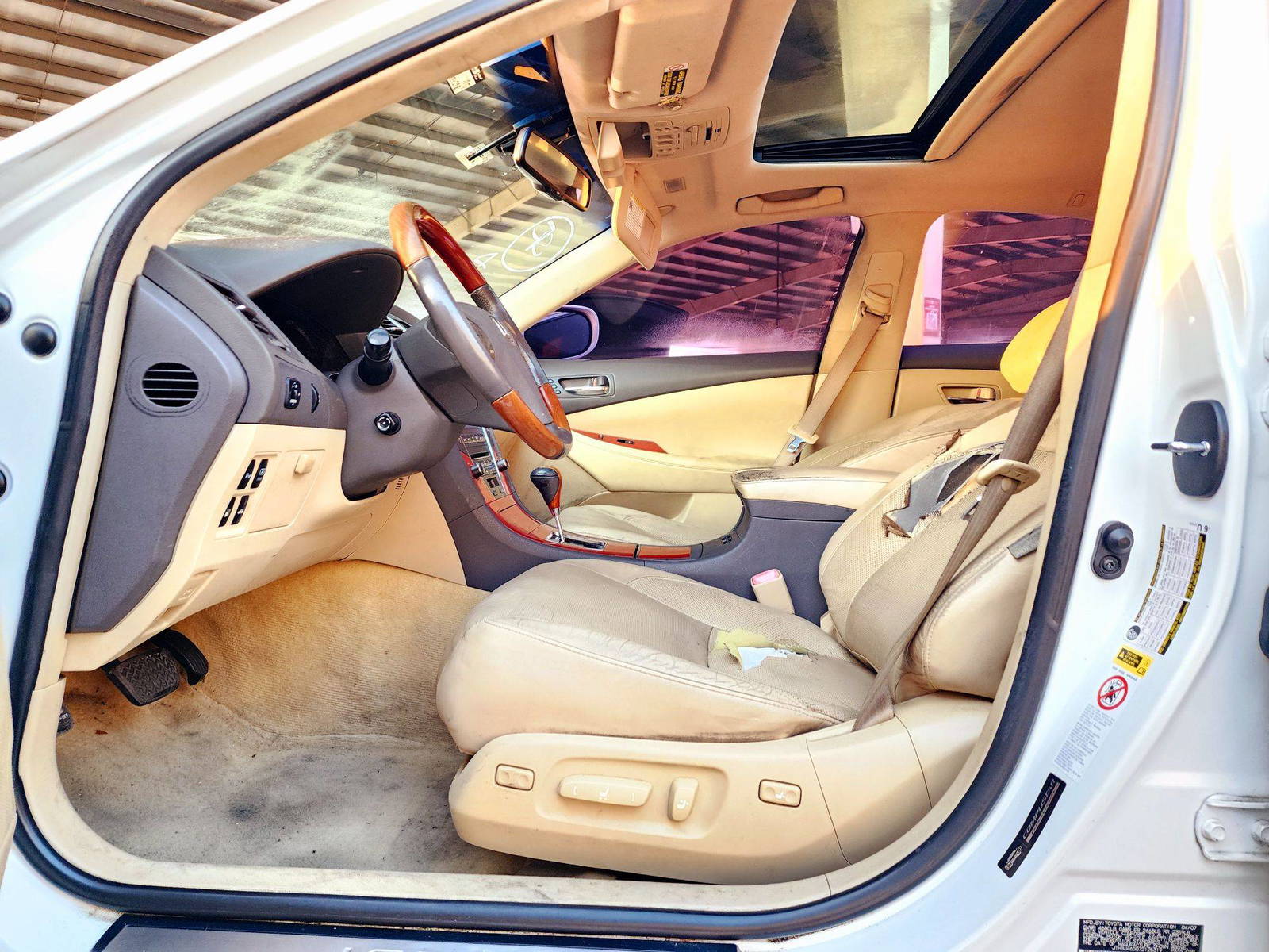 2007 LEXUS ES 350 — 194298 Miles — Lot 70430044 — Souq - Marhaba Auctions Used Cars - Image 9