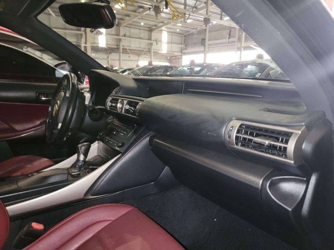 2014 LEXUS IS 250 — 104697 Miles — Lot 5033896 — Souq - Marhaba Auctions Used Cars - Image 7