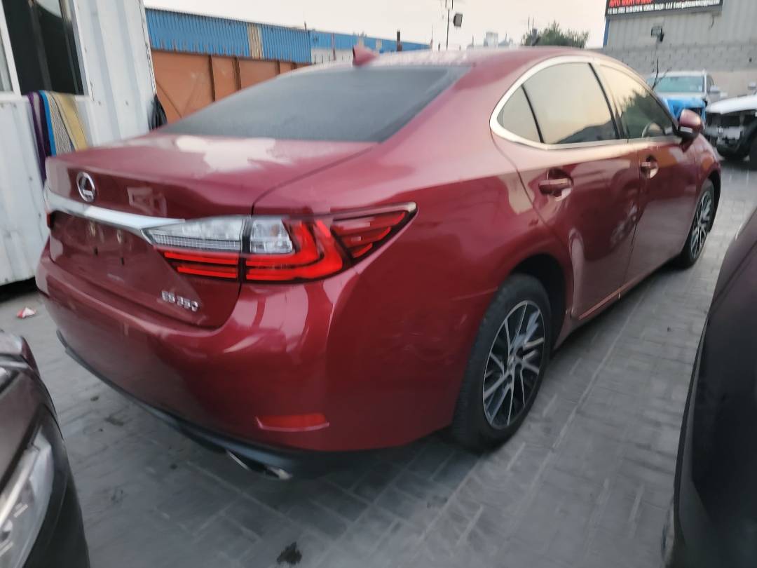 2016 LEXUS ES 350 — 176191 Miles — Lot 7GU032642 — Main - Marhaba Auctions Used Cars - Image 4