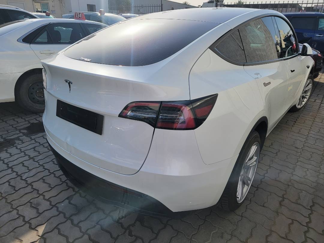 2023 TESLA MODEL Y — 7250 KM — Lot 103566 — Main - Marhaba Auctions Used Cars - Image 6