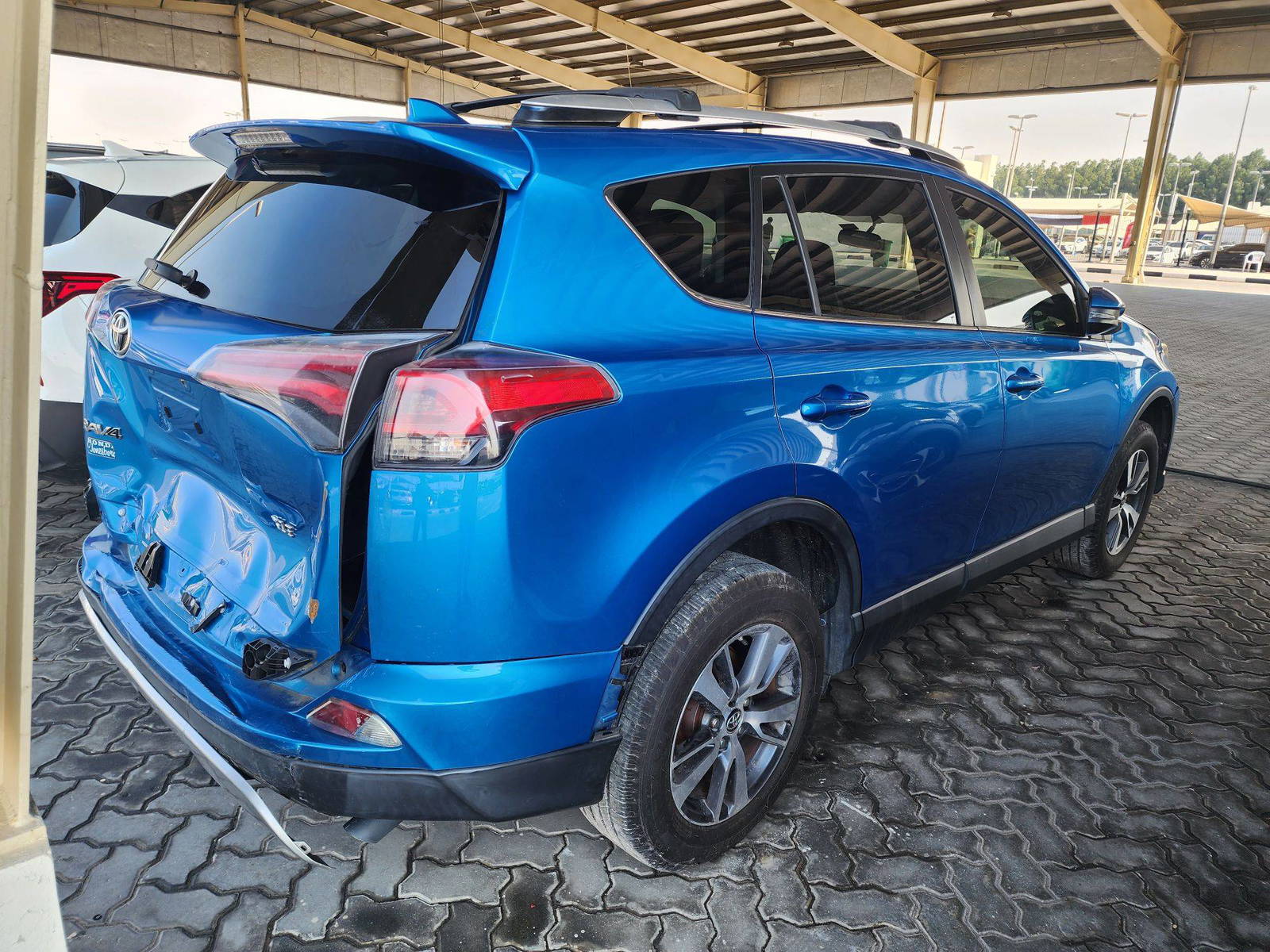 2016 TOYOTA RAV4 — 121973 Miles — Lot 37778011 - Marhaba Auctions Used Cars - Image 4