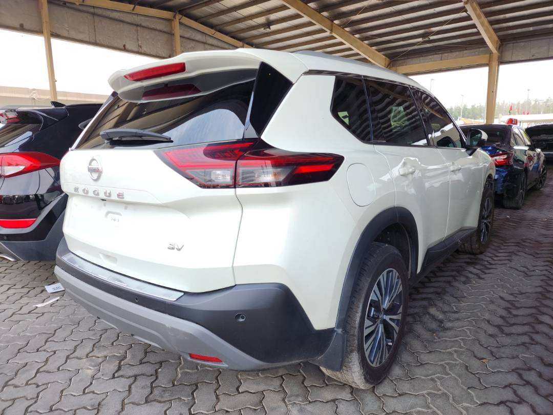 2021 NISSAN ROGUE — 72662 Miles — Lot 18704 — Souq - Marhaba Auctions Used Cars - Image 5