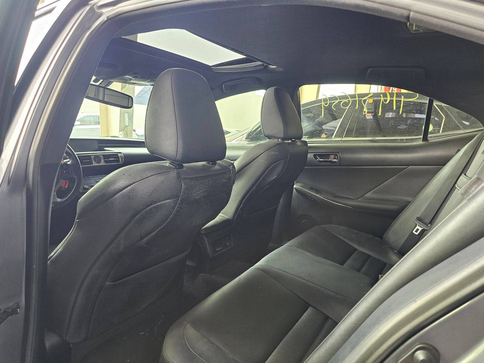 2014 LEXUS IS-350 — 175393 Miles — Lot 7E5005088 — Souq - Marhaba Auctions Used Cars - Image 6