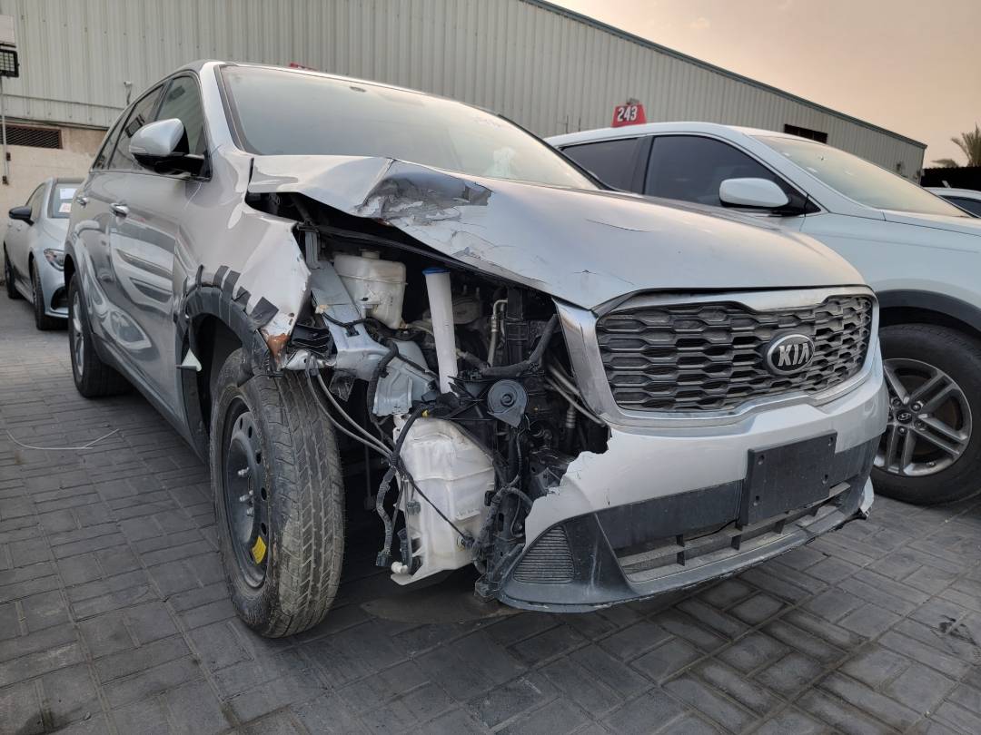 2020 KIA SORENTO — 82897 Miles — Lot 631868 — Souq - Marhaba Auctions Used Cars - Image 4
