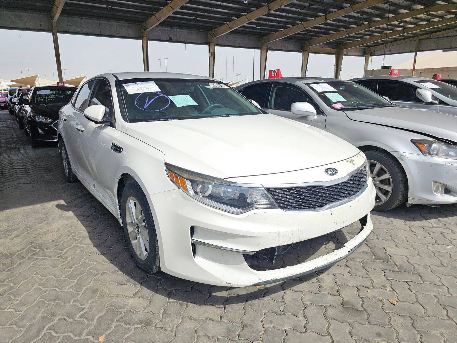 2016 KIA OPTIMA — 141943 Miles — Lot 48400105 — Souq - Marhaba Auctions Used Cars - Image 4
