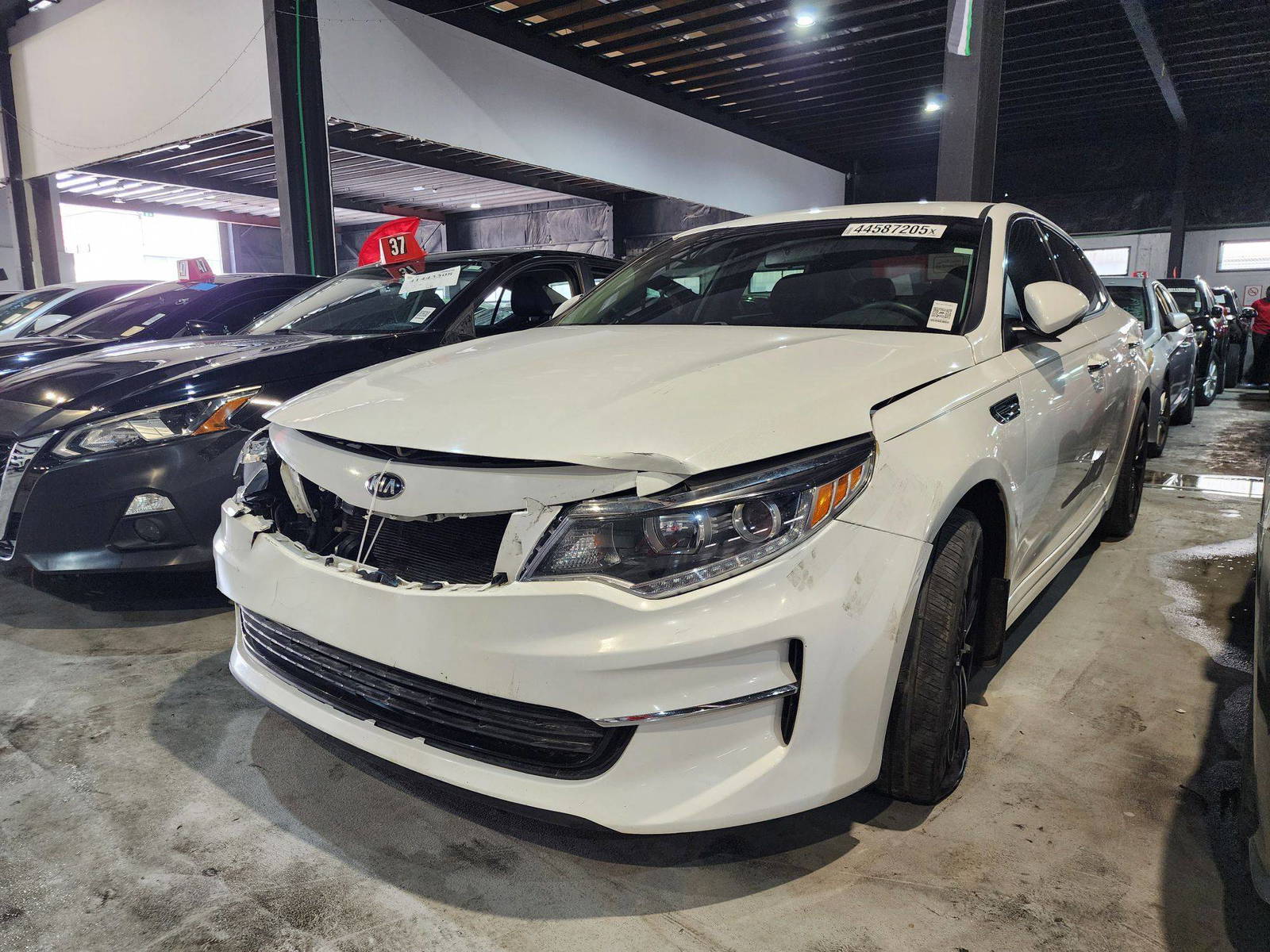 2018 KIA OPTIMA — 149687 Miles — Lot 44587205 — Main - Marhaba Auctions Used Cars - Image 4
