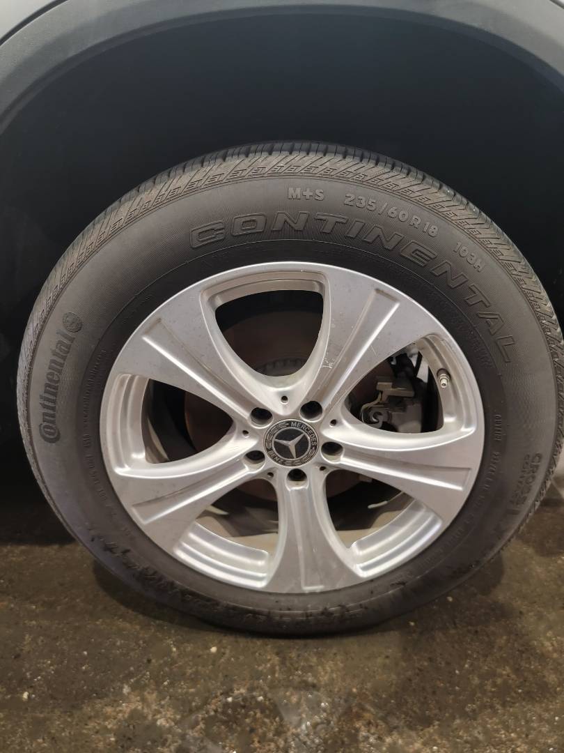2018 MERCEDES BENZ GLC-300 — 35395 Miles — Lot JV039706 — Main - Marhaba Auctions Used Cars - Image 9