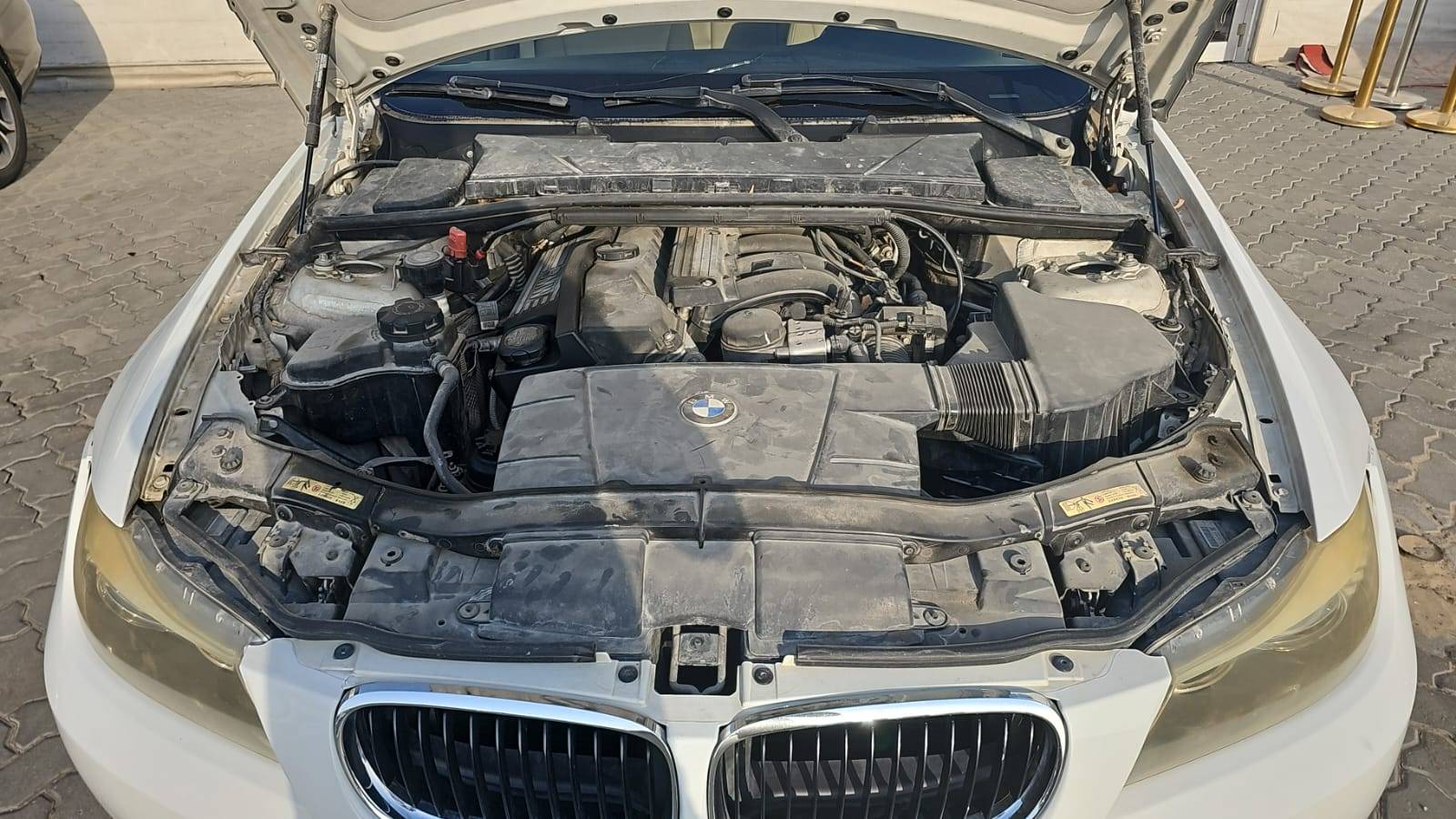 BMW 320 I 2010 - Marhaba Auction Used Cars - Image 12