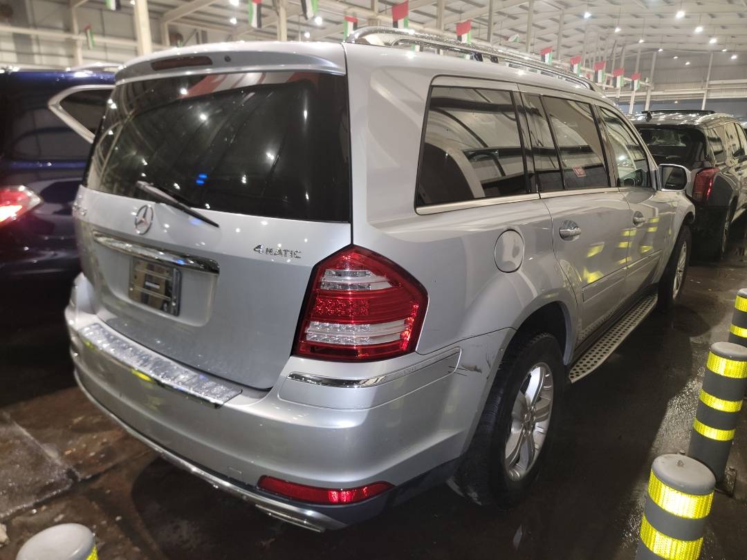 2010 MERCEDES BENZ GL-450 — 155256 Miles — Lot 37165686 - Marhaba Auctions Used Cars - Image 4