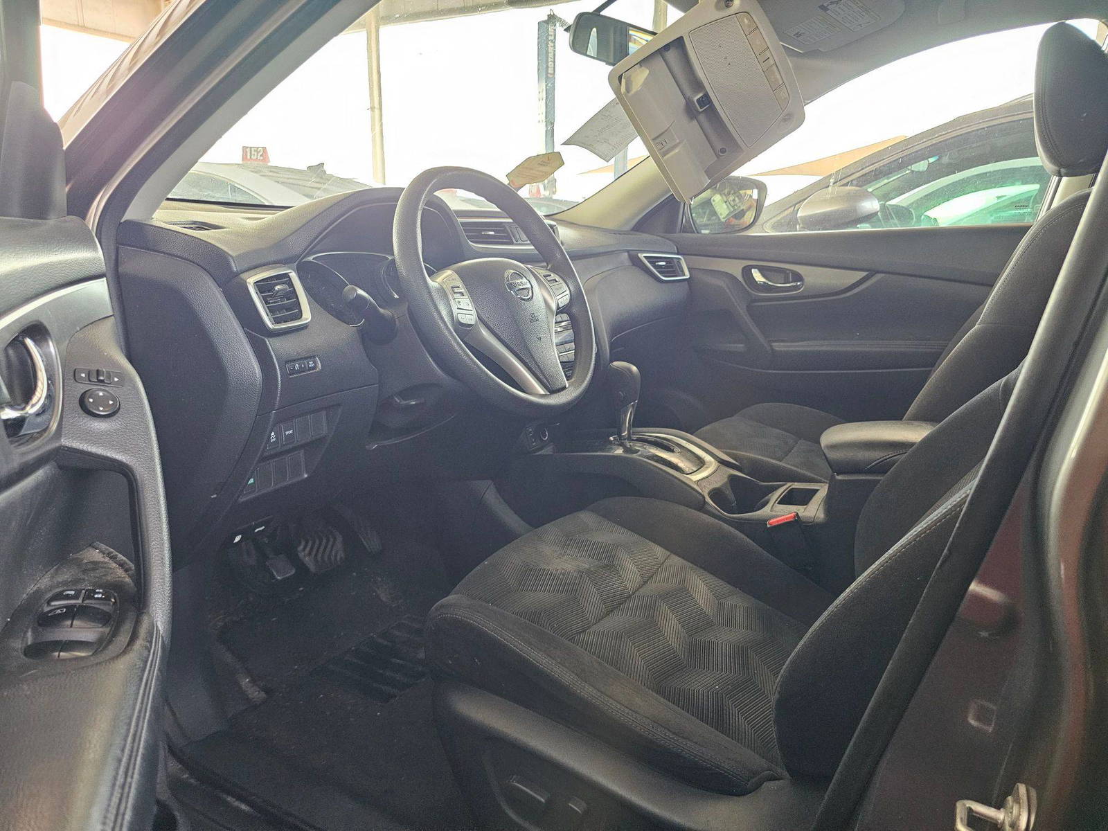 2015 NISSAN ROGUE — 118151 Miles — Lot 4317845 — Souq - Marhaba Auctions Used Cars - Image 8