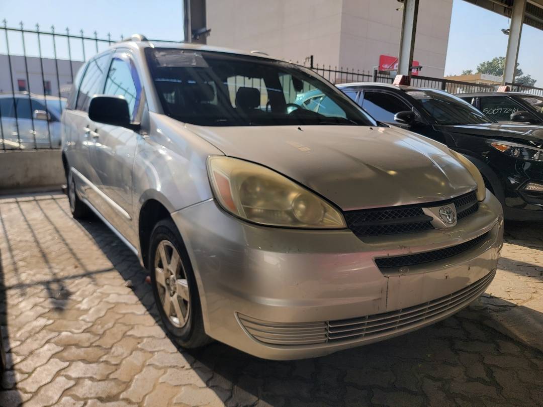 2004 TOYOTA SIENNA — 293884 Miles — Lot C94S074705 — Main - Marhaba Auctions Used Cars - Image 4