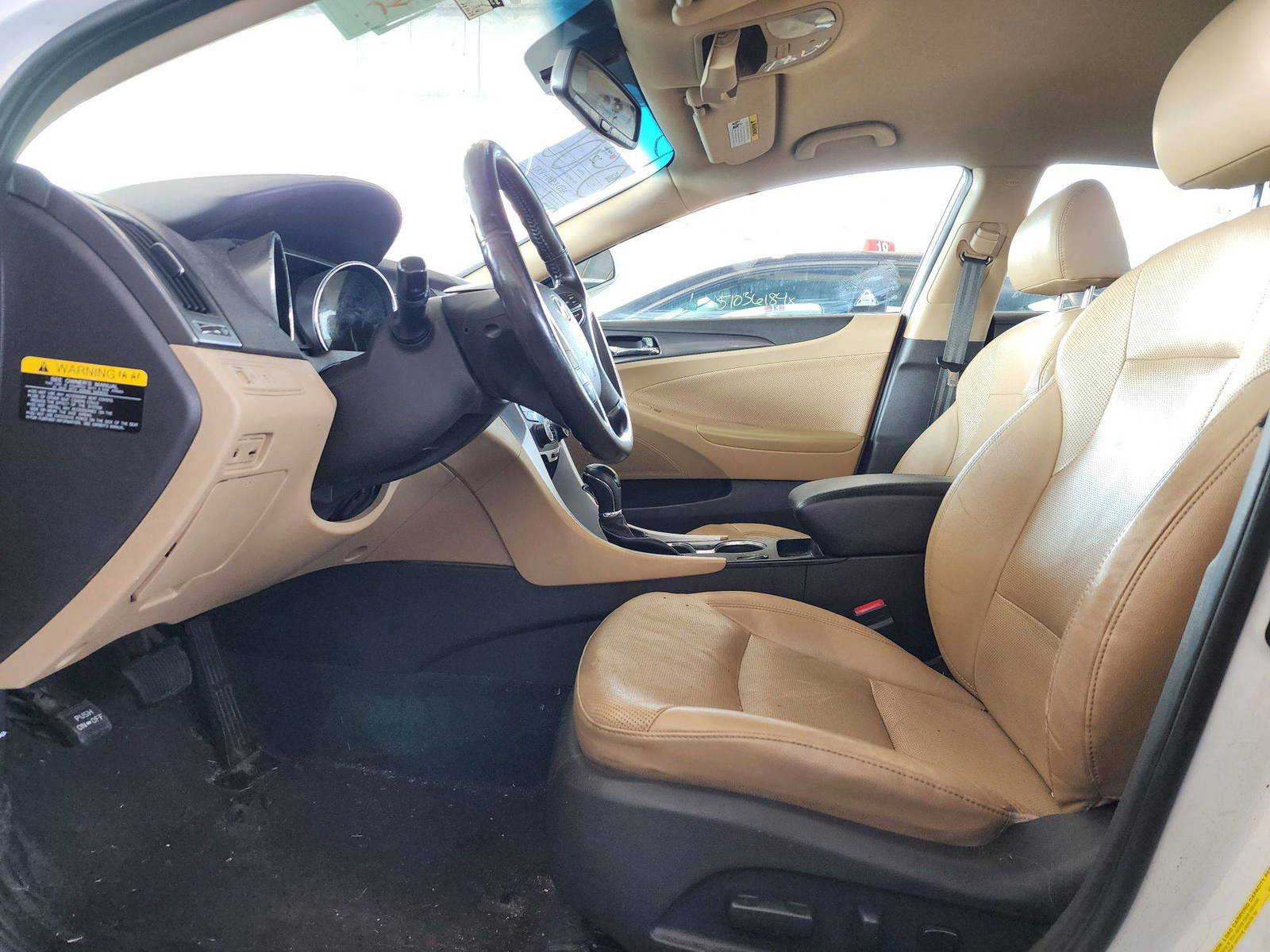 2013 HYUNDAI SONATA — 210079 Miles — Lot A090038 — Souq - Marhaba Auctions Used Cars - Image 8